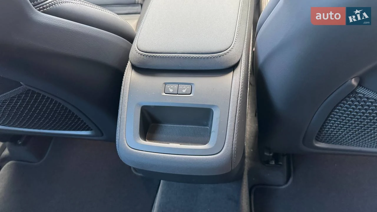 Volvo-24