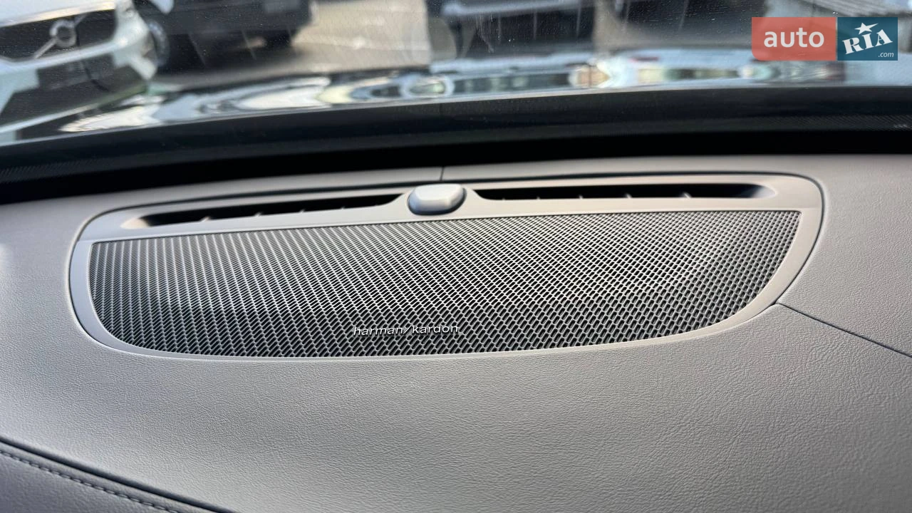Volvo-0