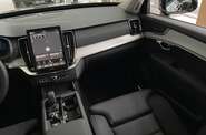 Volvo XC90 - фото 13