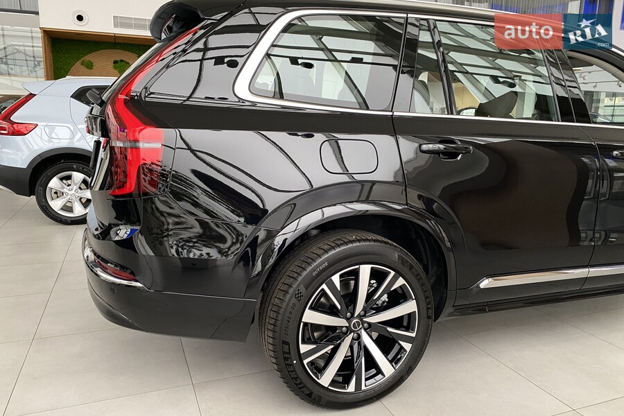 Volvo XC90 - фото 5
