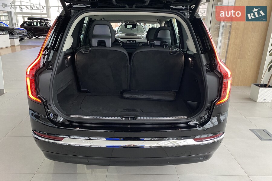 Volvo XC90 - фото 9