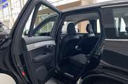 Volvo XC90 - фото 18