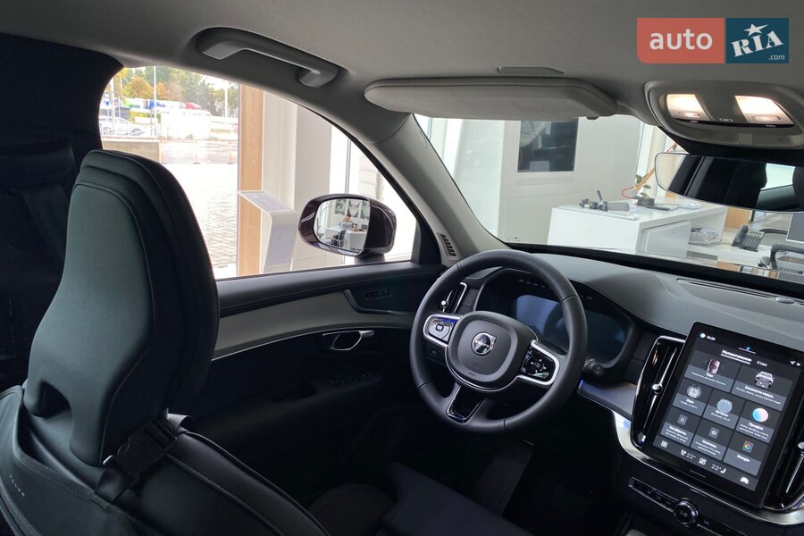 Volvo XC90 - фото 16