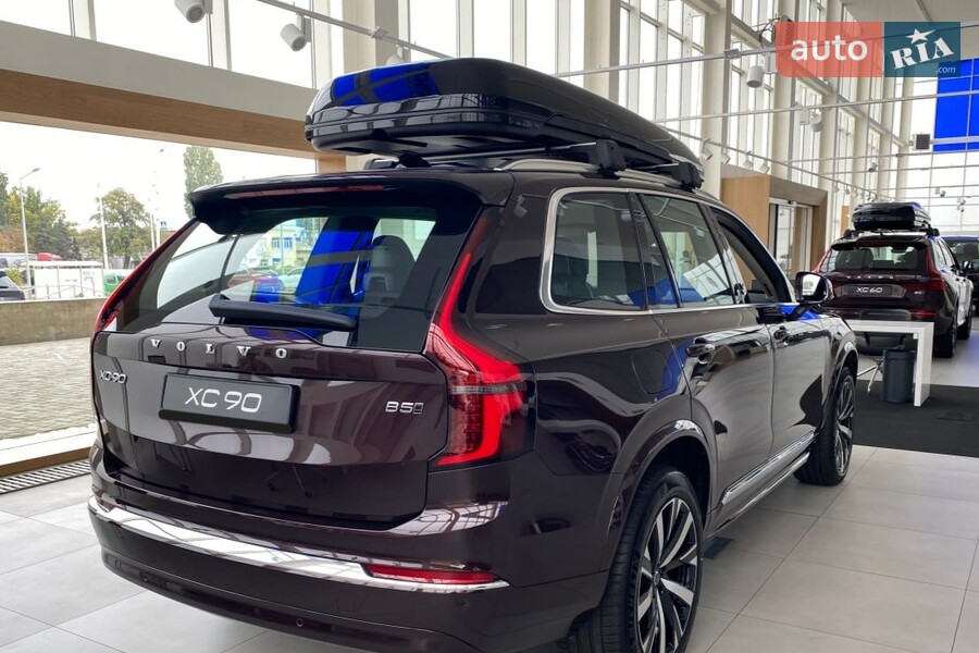 Volvo XC90 - фото 7