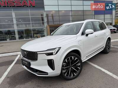 Volvo XC90 2025 Ultra Bright