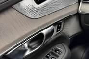 Volvo XC90 Ultra Bright