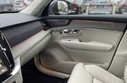 Volvo XC90 Plus Bright