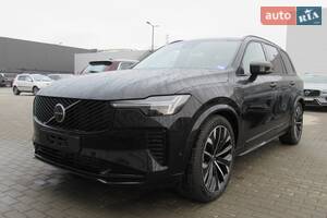 Volvo XC90 Ultra Dark