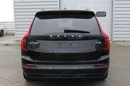 Volvo XC90 - фото 7
