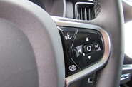 Volvo XC90 - фото 13
