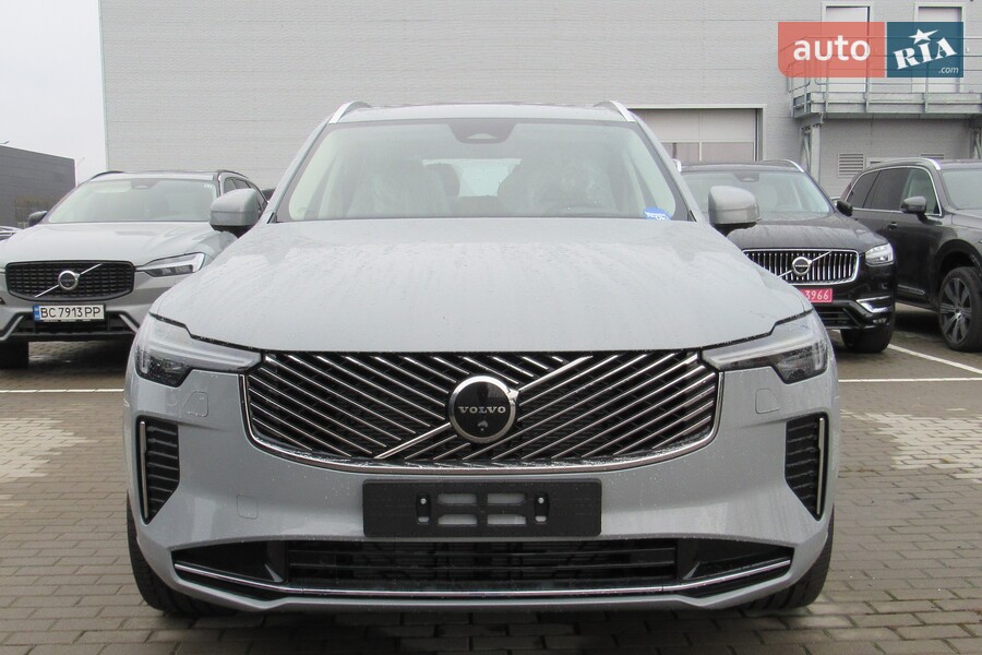 Volvo XC90 - фото 2