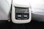 Volvo XC90 - фото 8