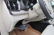 Volvo XC90 - фото 12