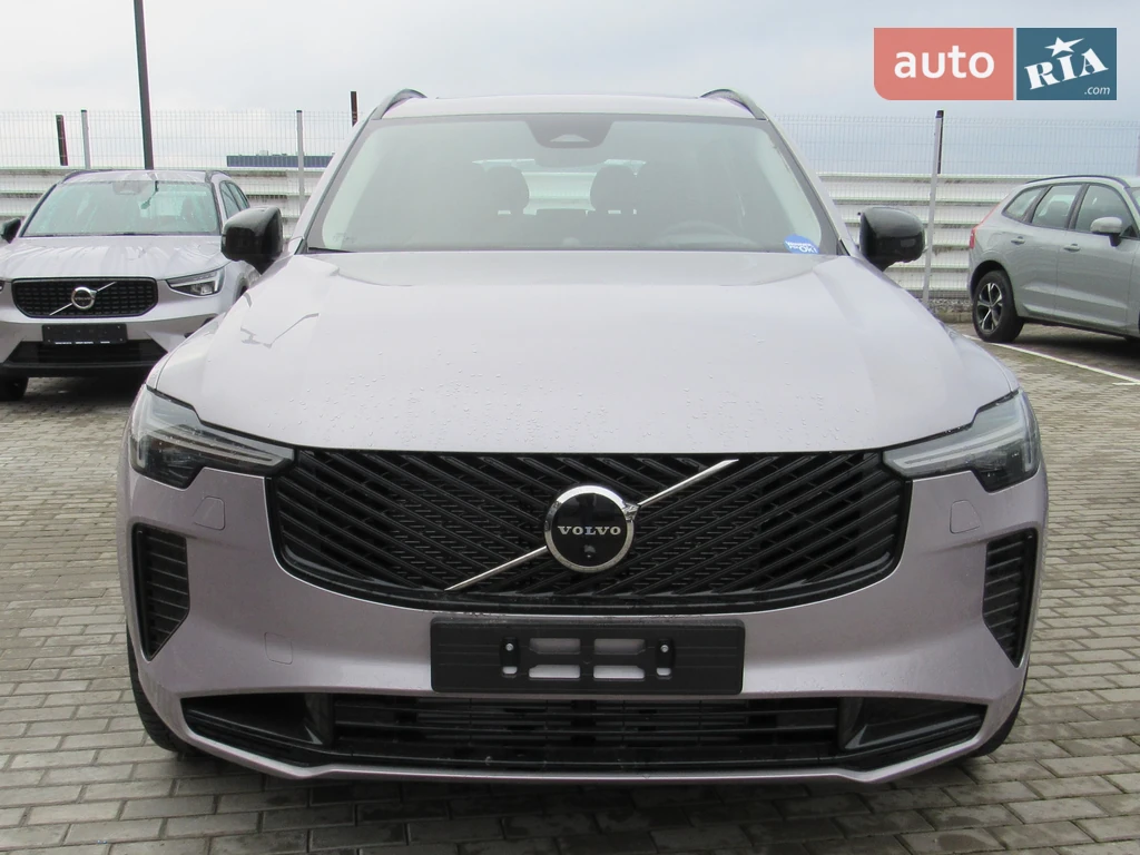 Volvo XC90 Ultra Dark