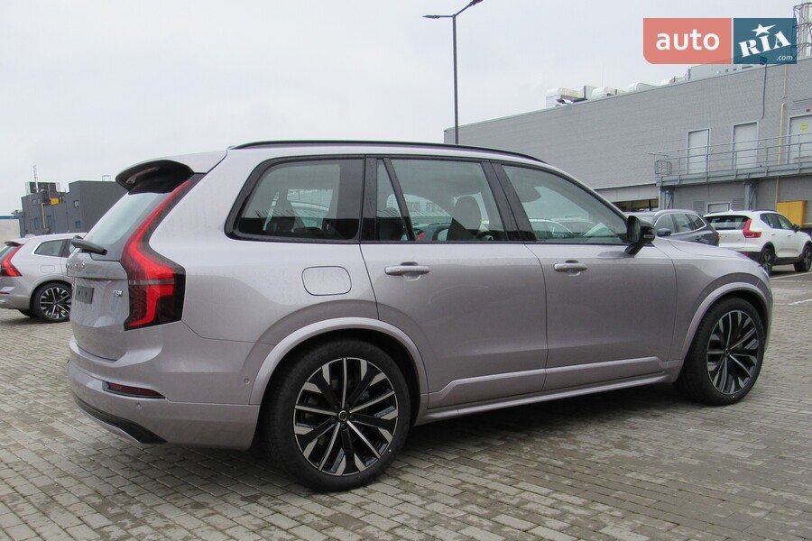 Volvo XC90 - фото 4