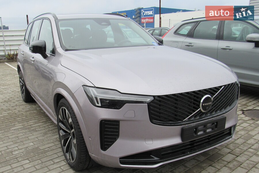 Volvo XC90 - фото 3