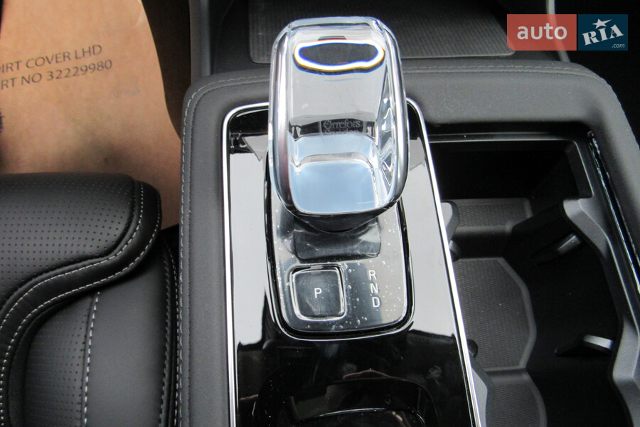 Volvo XC90 - фото 22