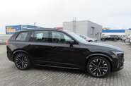 Volvo XC90 Ultra Dark