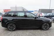Volvo XC90 Ultra Dark