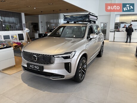 Volvo XC90 2025
