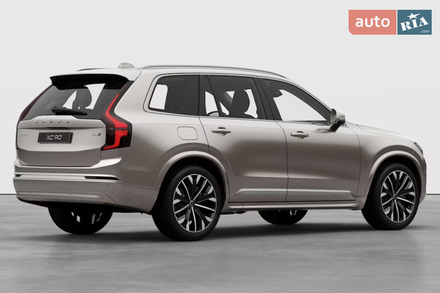 Volvo XC90 - фото 7