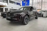 Volvo XC90 Ultra Bright