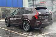 Volvo XC90 Ultra Dark