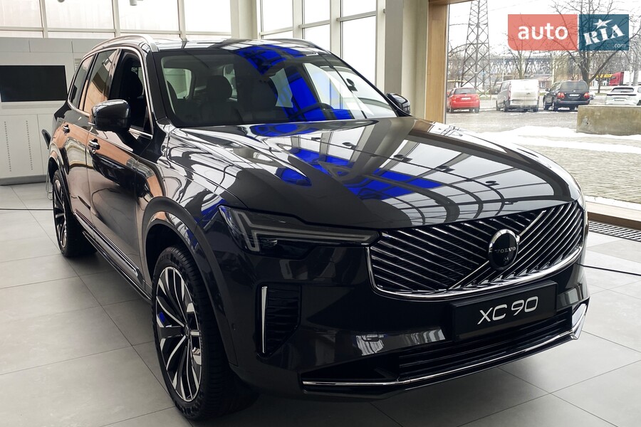 Volvo XC90 - фото 1