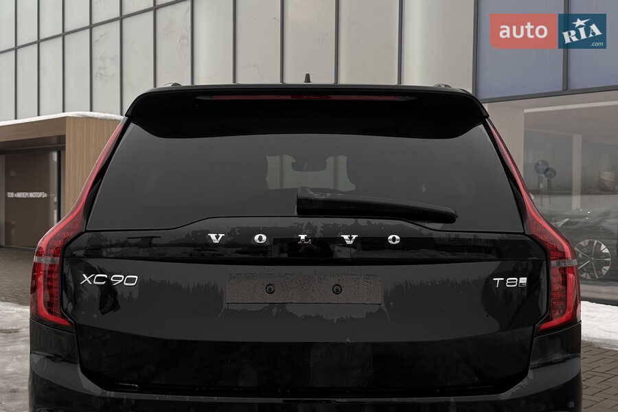 Volvo XC90 - фото 13