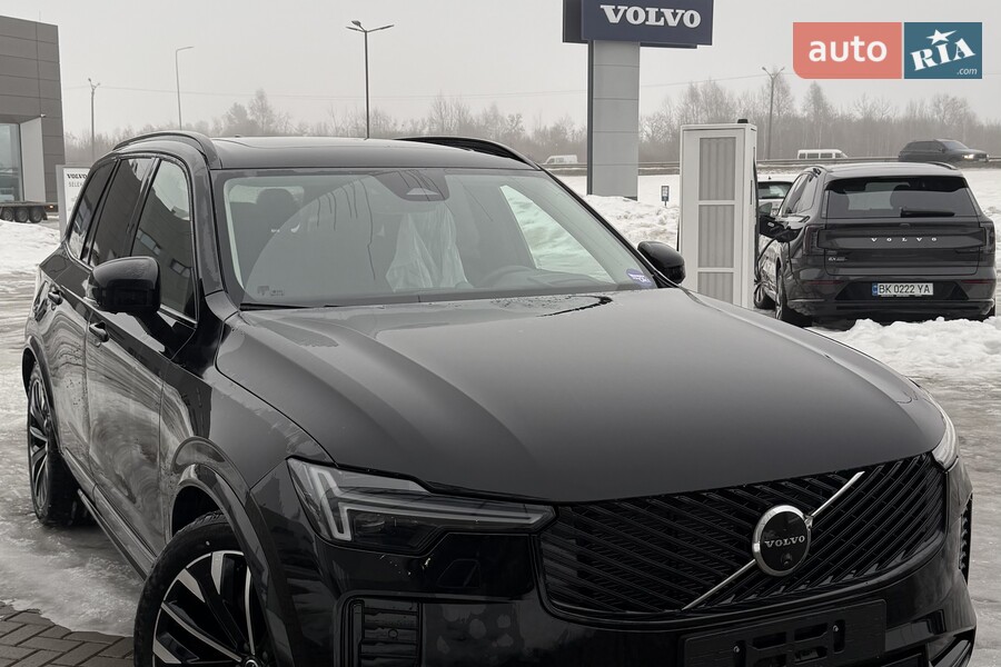 Volvo XC90 - фото 20