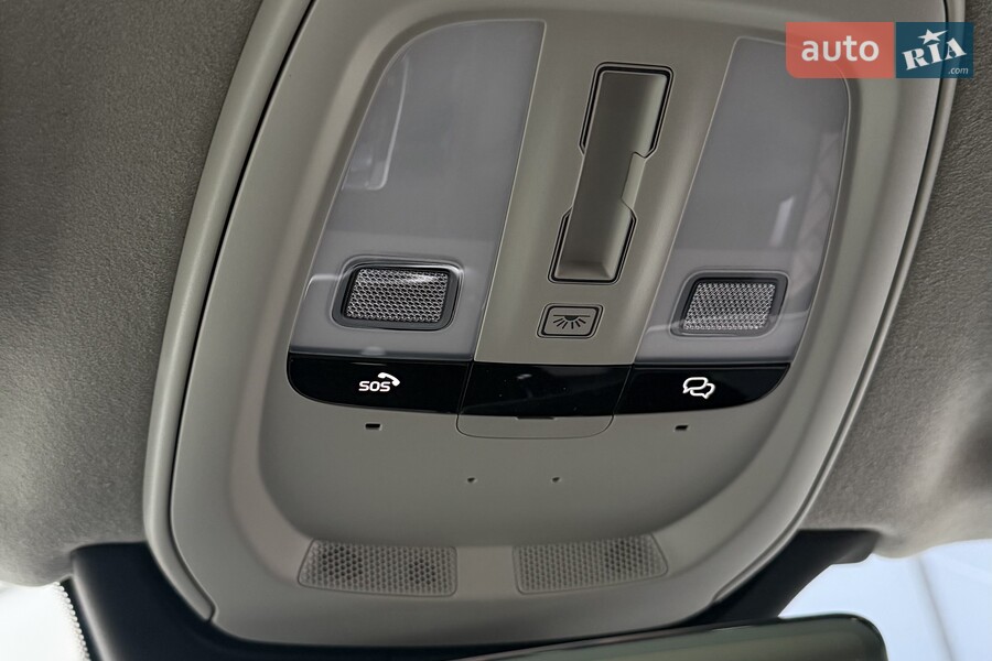 Volvo XC90 - фото 22