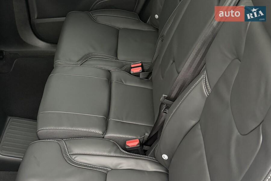 Volvo XC90 - фото 28