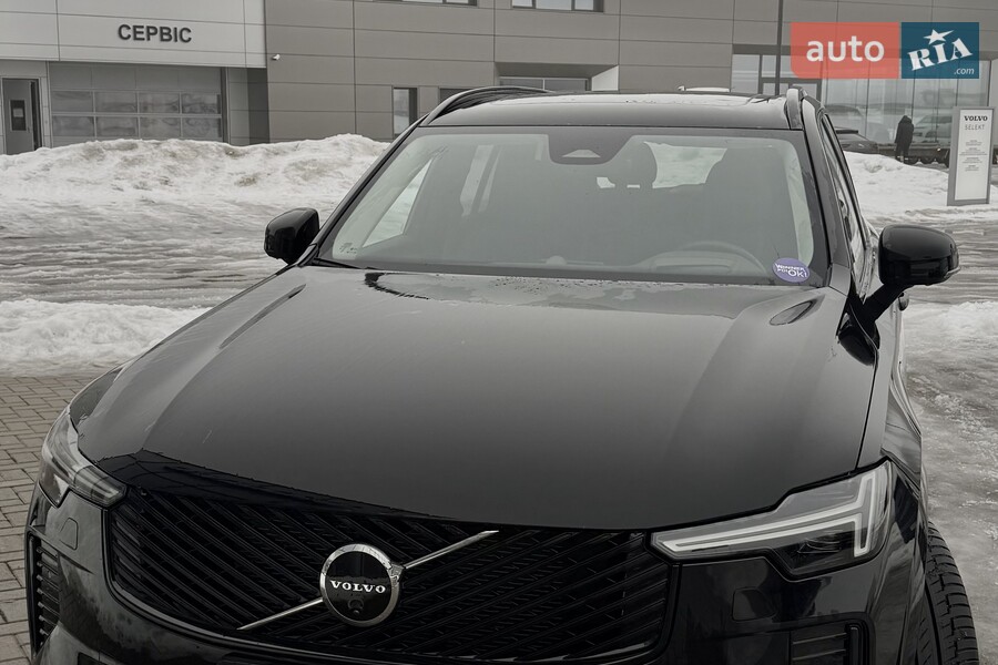 Volvo XC90 - фото 29