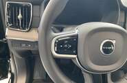 Volvo XC90 - фото 12