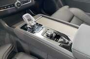 Volvo XC90 - фото 15