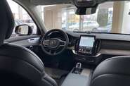 Volvo XC90 - фото 25