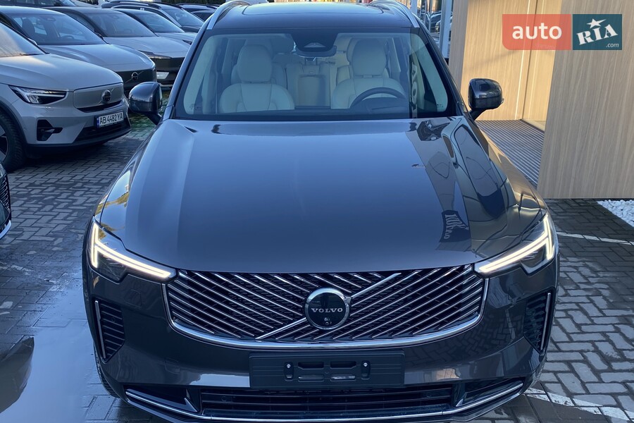 Volvo XC90 - фото 2