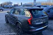 Volvo XC90 - фото 8
