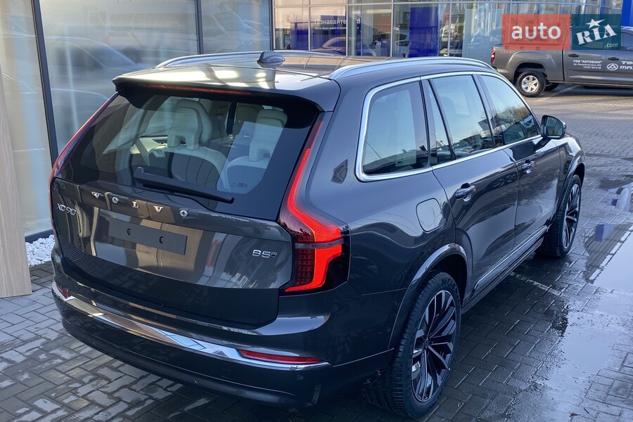 Volvo XC90 - фото 6