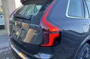Volvo XC90 - фото 9
