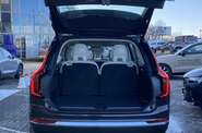 Volvo XC90 - фото 12