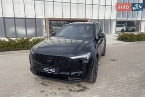 Volvo XC90 Ultra Dark