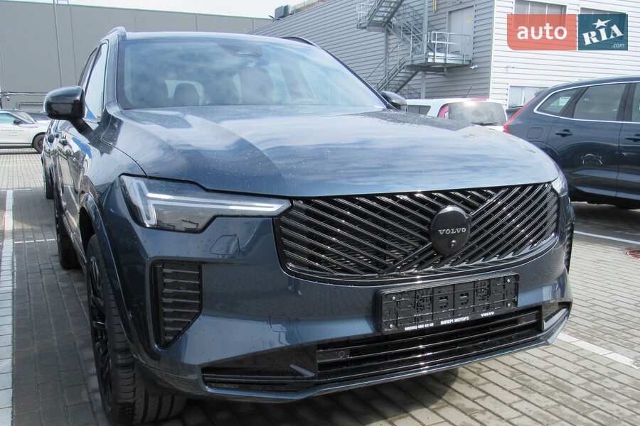 Volvo XC90 - фото 2