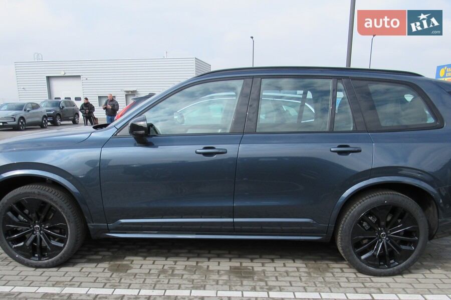 Volvo XC90 - фото 6