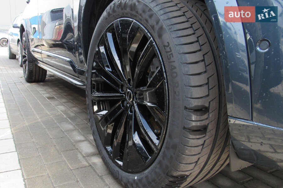 Volvo XC90 - фото 12