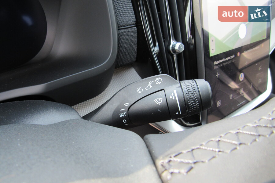 Volvo XC90 - фото 20