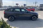 Volvo XC90 Plus Dark