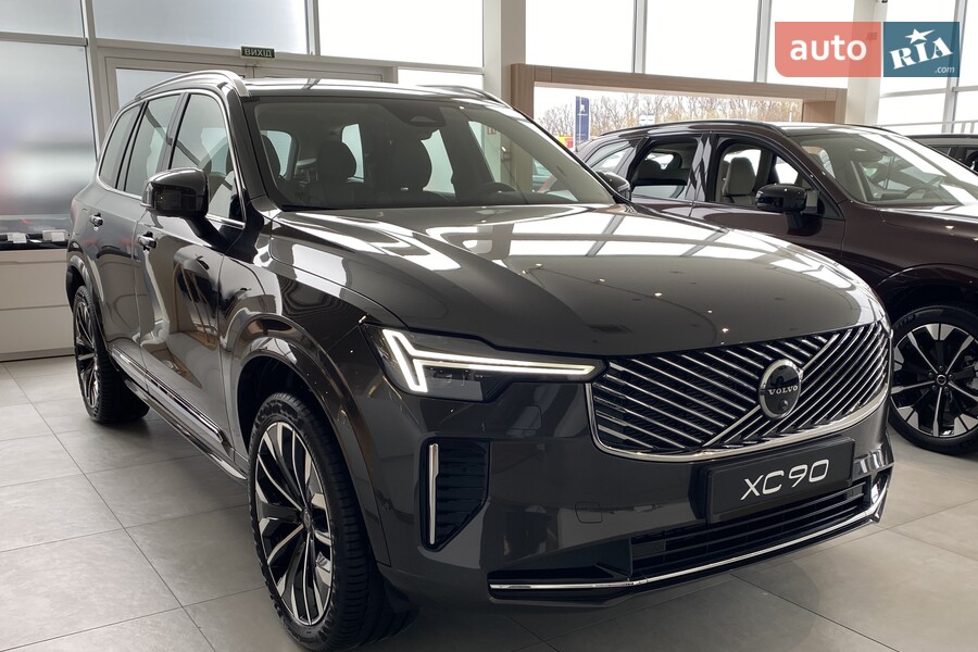 Volvo XC90 - фото 1