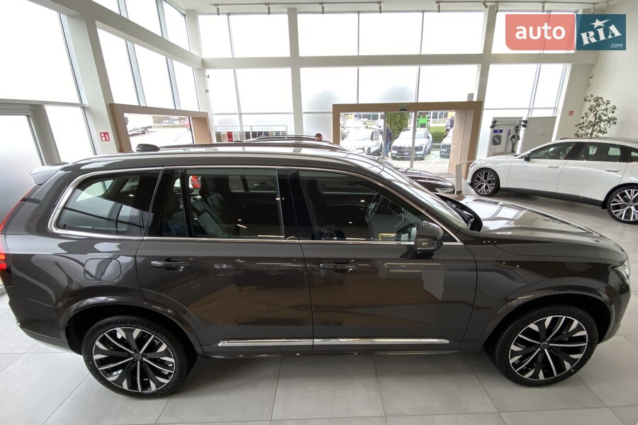 Volvo XC90 - фото 5