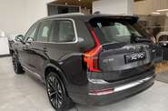 Volvo XC90 - фото 8